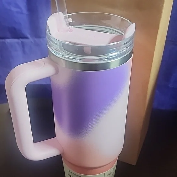 NIB Stanley 30 Oz Rose Petal Quencher H2.0 Tumbler - Picture 5 of 9